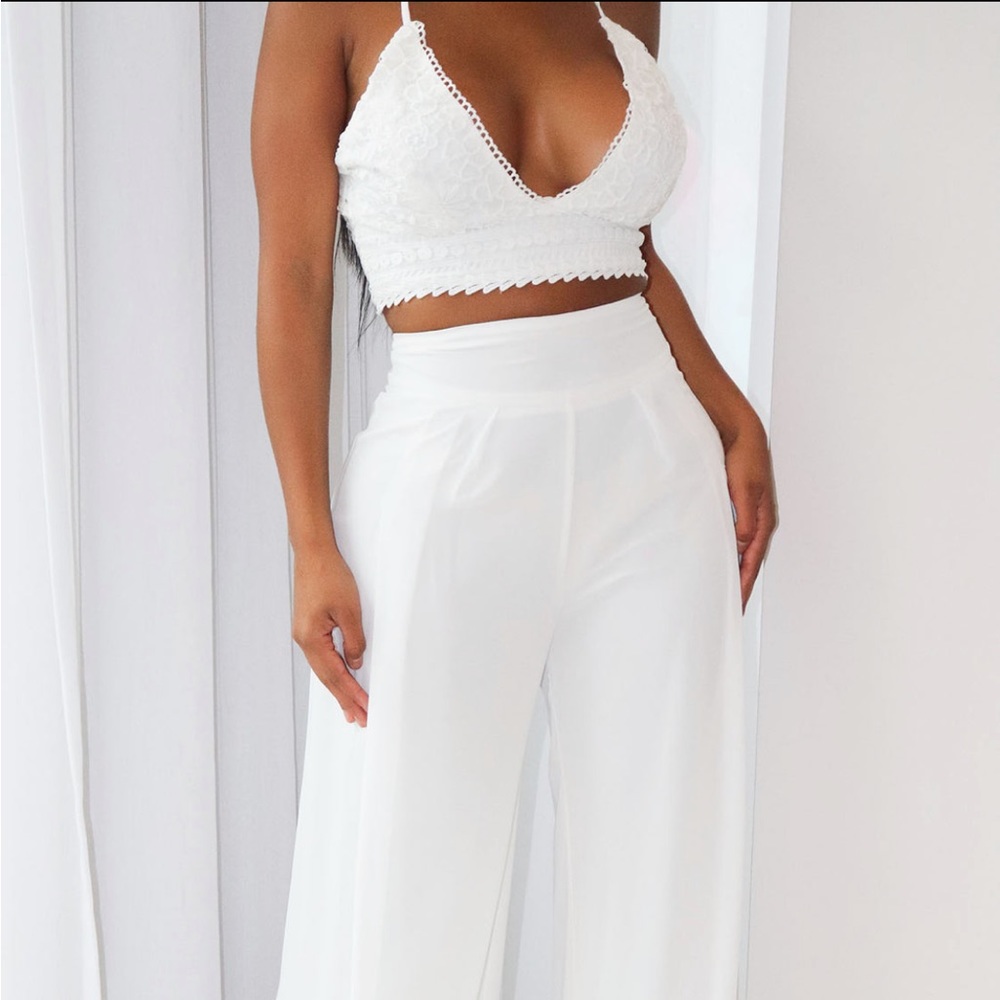 Lace crop top